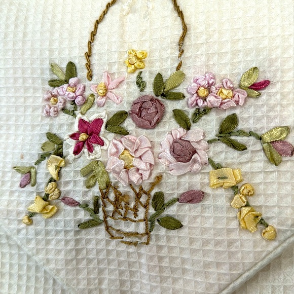 Two Unique Accent Pillows Aurora borealis Brooches & Ribbon Embroidery accents - Picture 7 of 9